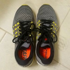 Nike Zoom Vomero 11 Womens